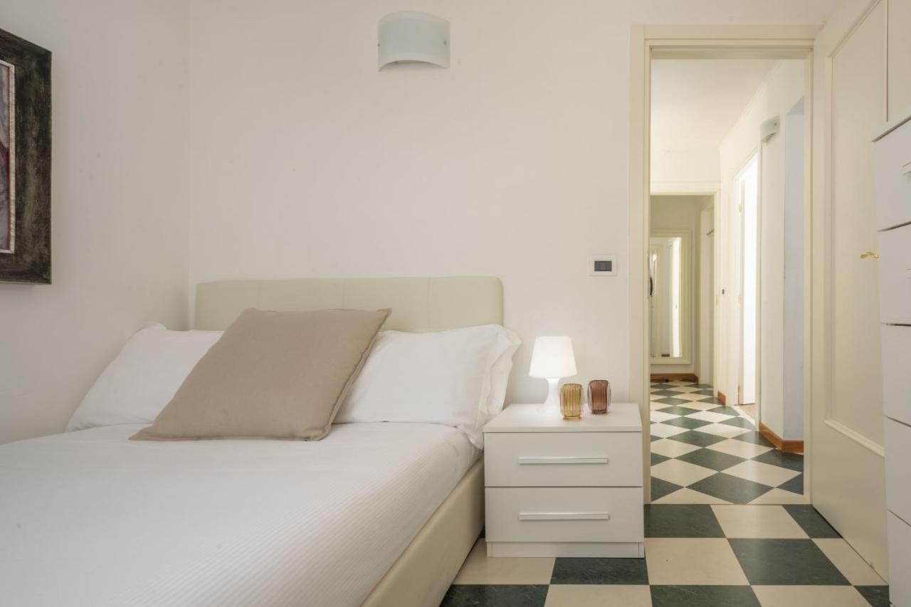 Santa Maria Formosa Terrace R&R Apartment Venesia Bagian luar foto